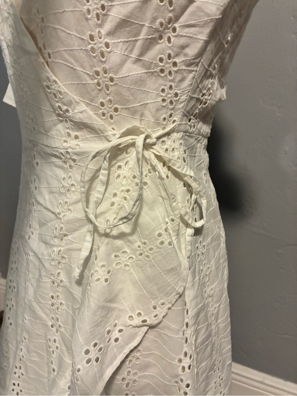 White Japna Dress size Medium - Picture 5 of 9